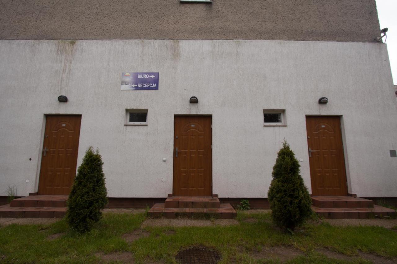 Dom Wczasowy Alka Dziwnów Exterior foto